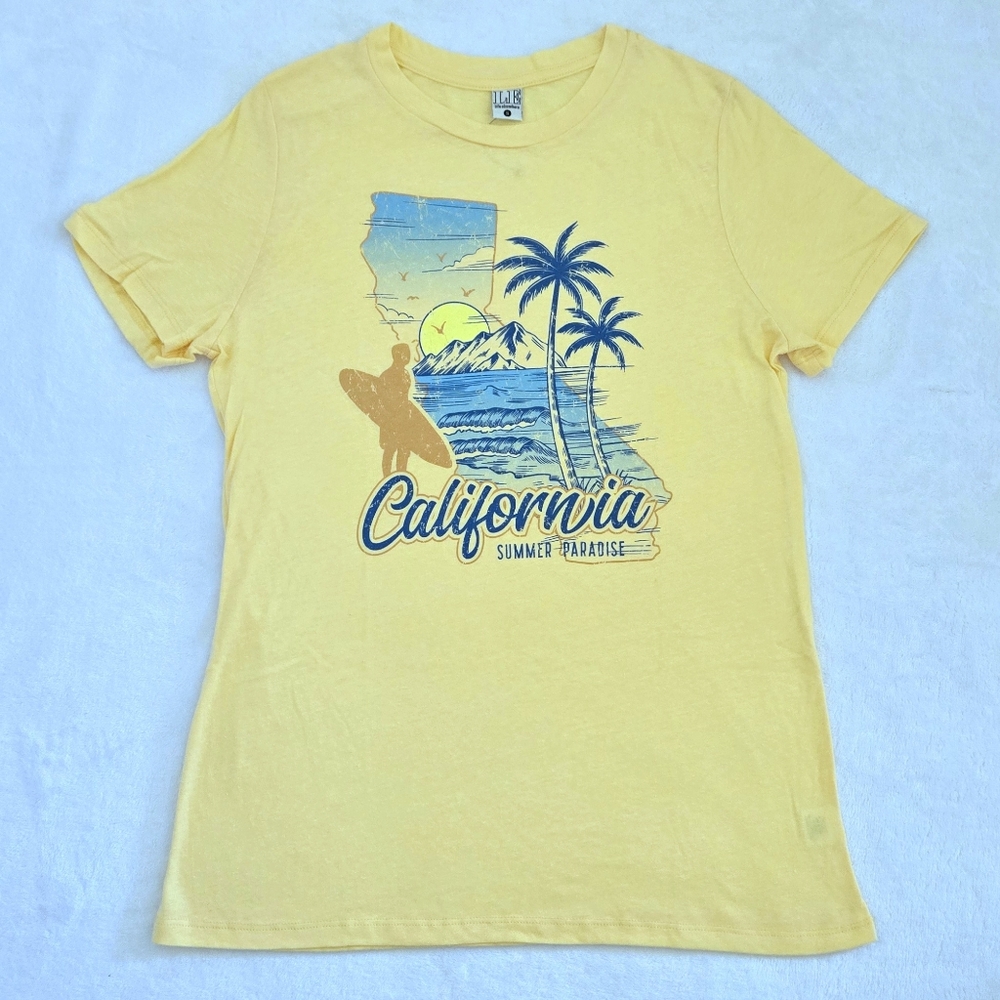 LE life elsewhere "California Summer Paradise"🌴 Graphic Tee👕